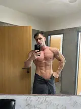 Adrian, Russian male escort in Tokyo — photo 2
