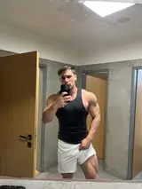 Adrian, Russian male escort in Tokyo — photo 3