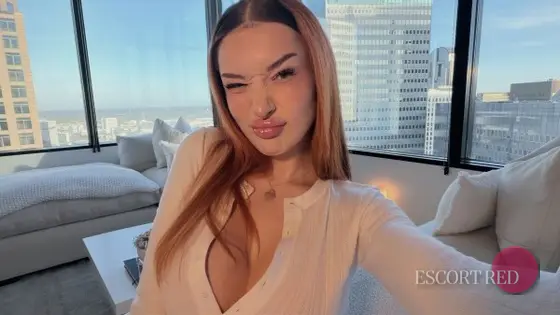 Adriana, British trans escort in Hong Kong — photo 5