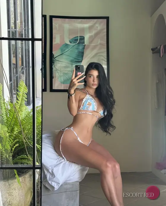 Aigul, French escort in Hong Kong — photo 4