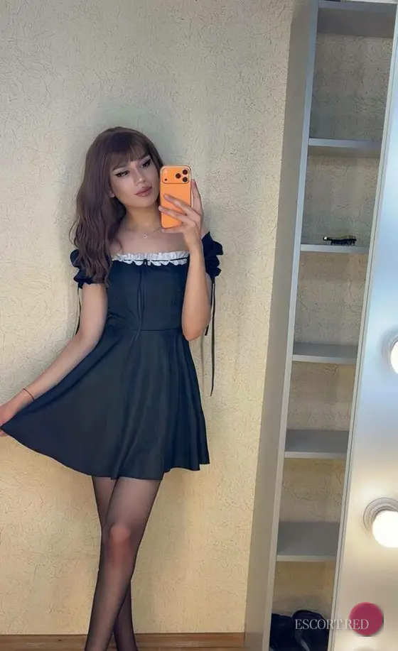 Aisha, Japanese trans escort in Hong Kong — photo 3
