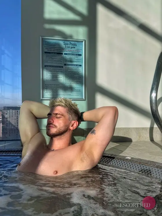 Alberto, Russian male escort in Hong Kong — photo 5