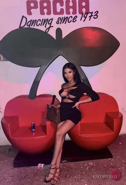 Alessia, Brazilian trans escort in Macau — photo 5