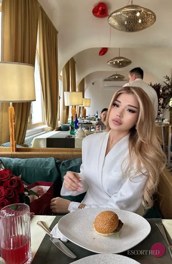 Milana, Russian escort in Macau — photo 4