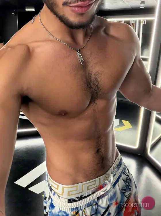 Angelo, Brazilian male escort in Macau — photo 6