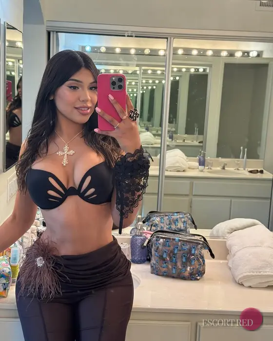 Antonella, Polish escort in Macau