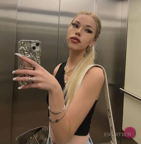 Lan, Indonesian escort in Tokyo