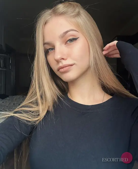Arina, Russian escort in Bangkok — photo 6