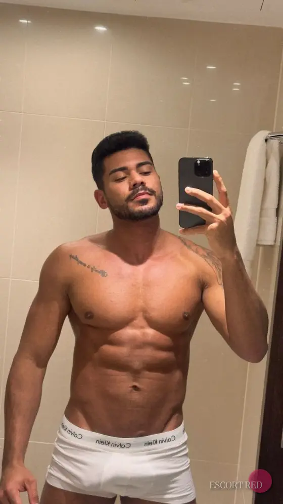 Armando, Brazilian male escort in Hong Kong — photo 5