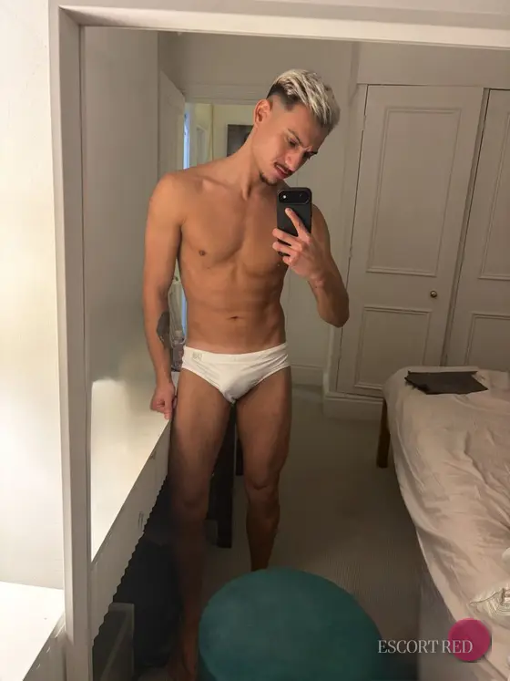 Arnaldo, Brazilian male escort in Macau — photo 5