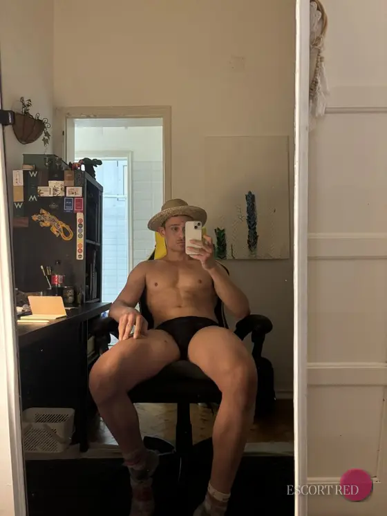 Axel, Brazilian male escort in Macau