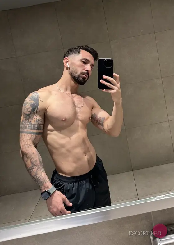 Bayram, Brazilian male escort in Bangkok — photo 4