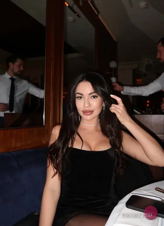 Boo, French escort in Hong Kong