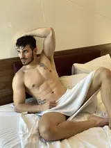 Boris, Russian male escort in Tokyo — photo 4
