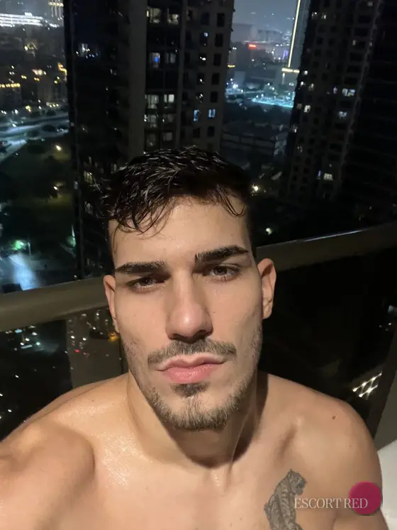 Boris, Russian male escort in Tokyo — photo 6