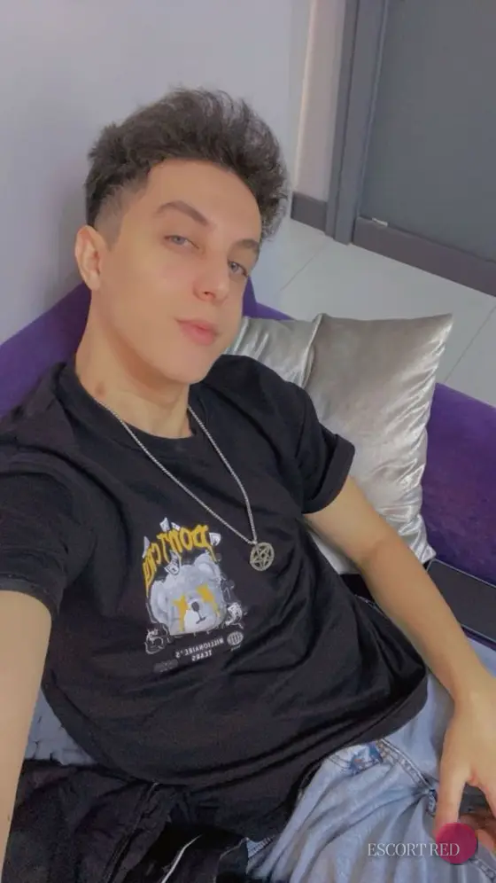 Brandon, Russian male escort in Bangkok — photo 4