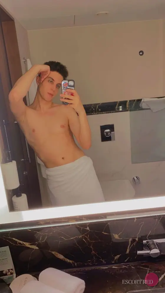 Brandon, Russian male escort in Bangkok — photo 6