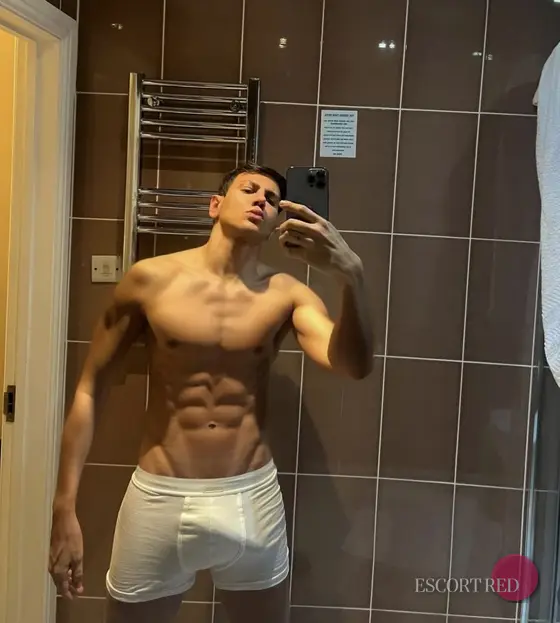 Bruno, Brazilian male escort in Bangkok — photo 3