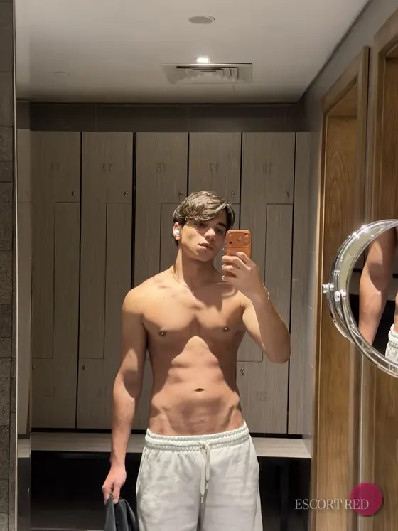 Byron, Brazilian male escort in Tokyo — photo 5