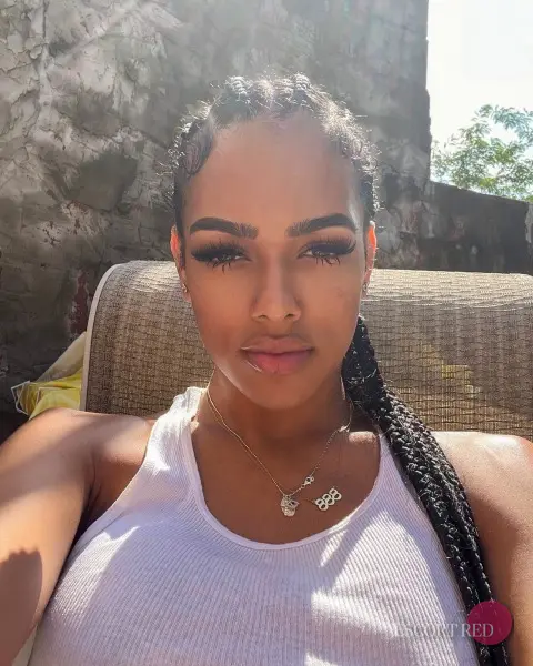 Capri, Brazilian trans escort in Hong Kong