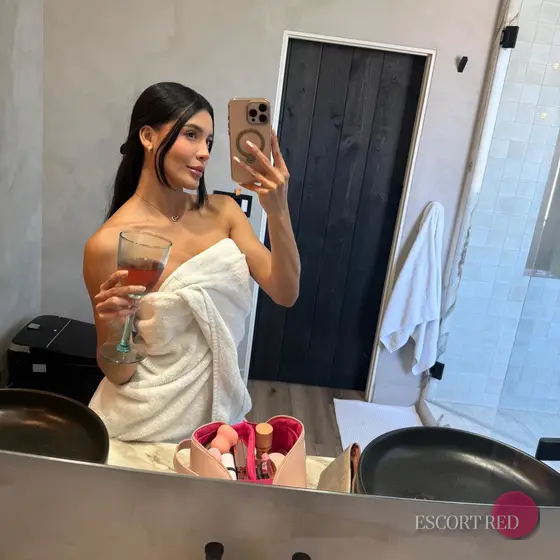 Collette, German escort in Tokyo
