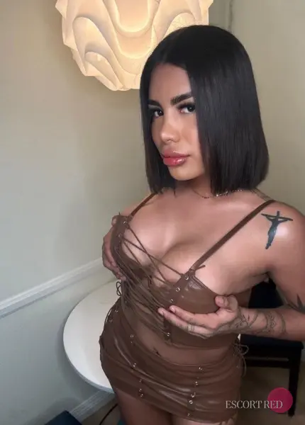 Dania, Brazilian trans escort in Bangkok — photo 5