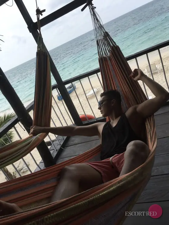 Darren, Brazilian male escort in Tokyo — photo 5