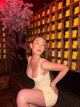 Debora, Brazilian trans escort in Bangkok — photo 3