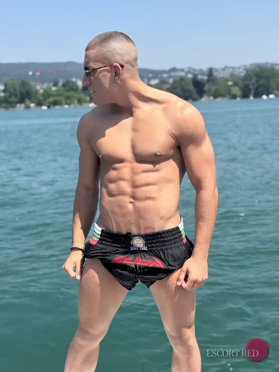 Dominic, Russian male escort in Tokyo — photo 5