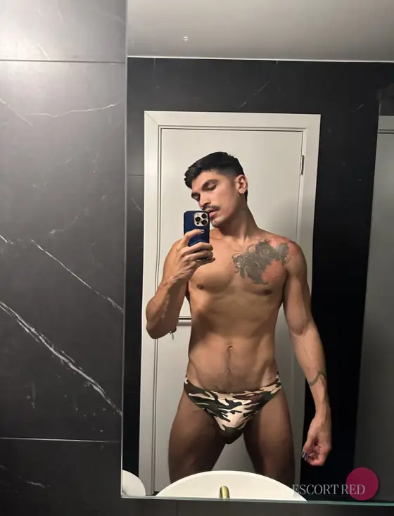 Donato, Brazilian male escort in Hong Kong — photo 3