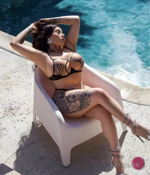 Elena, Brazilian trans escort in Macau — photo 3