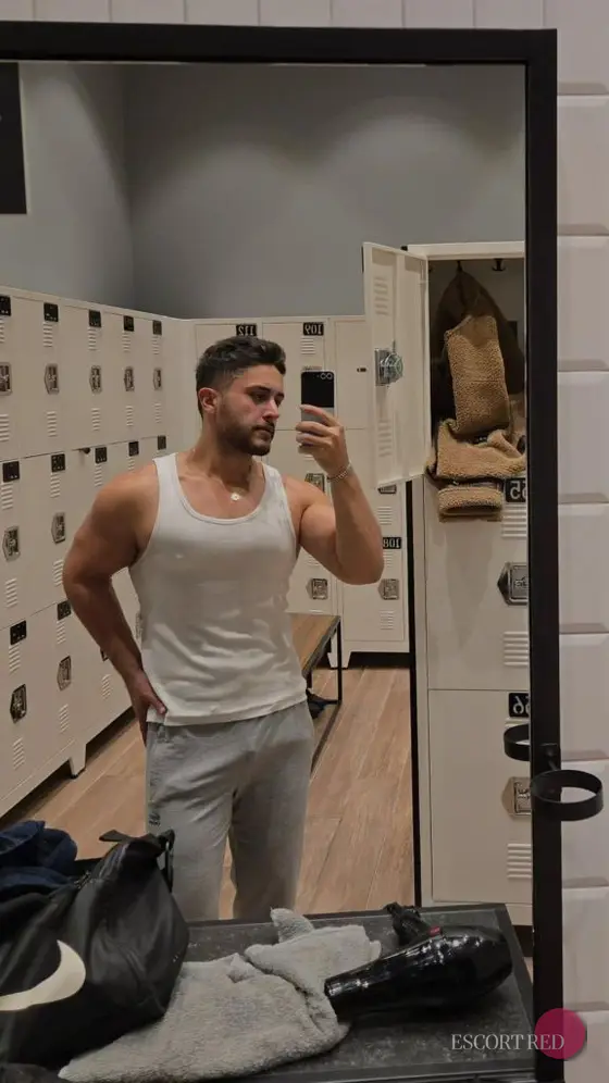 Emre, Brazilian male escort in Macau — photo 3