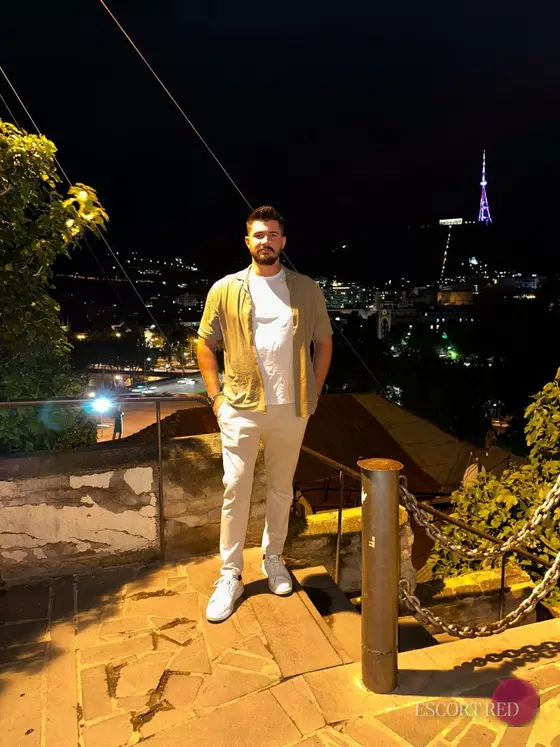 Enkaz, Brazilian male escort in Bangkok — photo 6