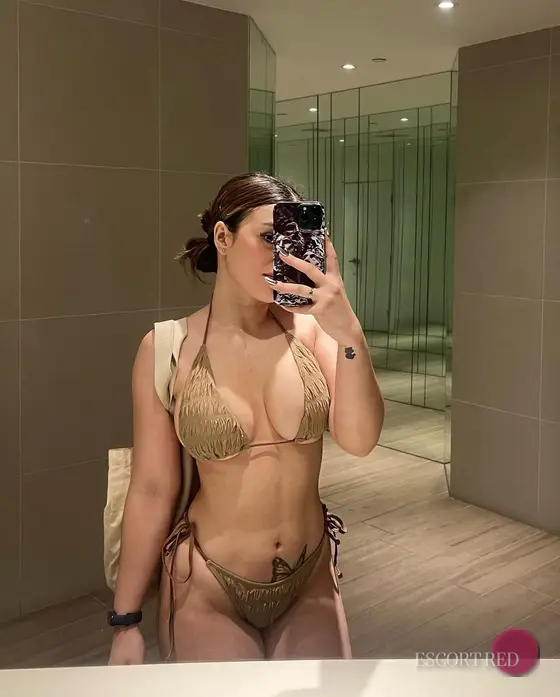 Esther, escort in Bangkok