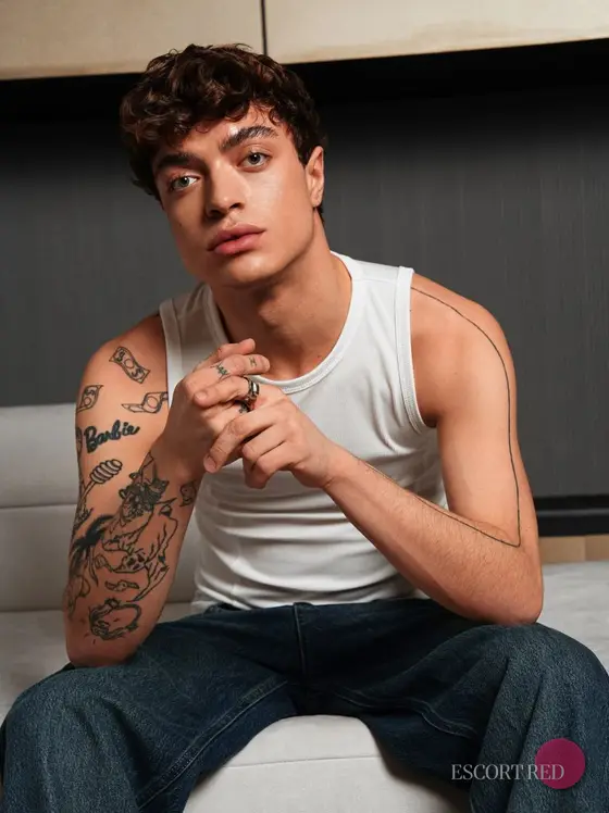 Evgen, Brazilian male escort in Bangkok — photo 5