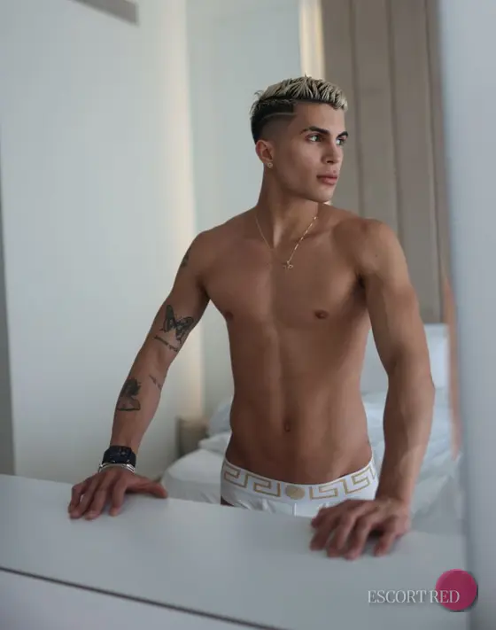 Felipe, British male escort in Bangkok