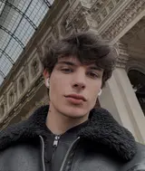 Gabriel, British male escort in Tokyo — photo 3