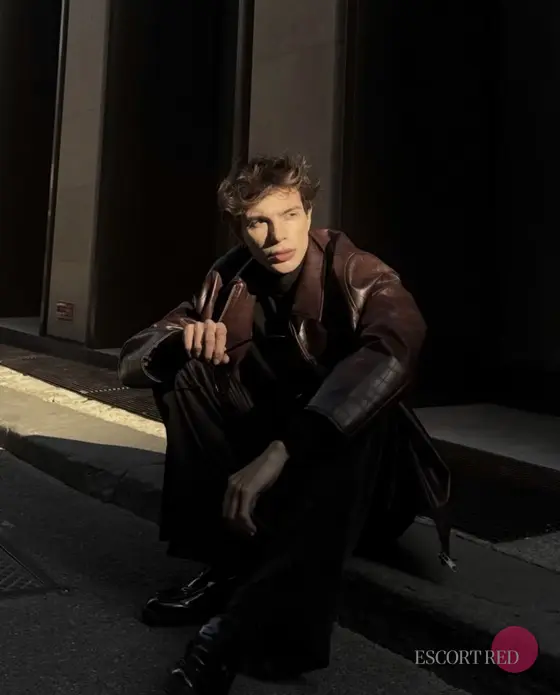 Gabriel, British male escort in Tokyo — photo 4