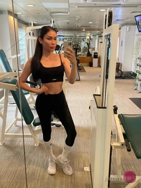 Georgina, Chinese trans escort in Tokyo — photo 3