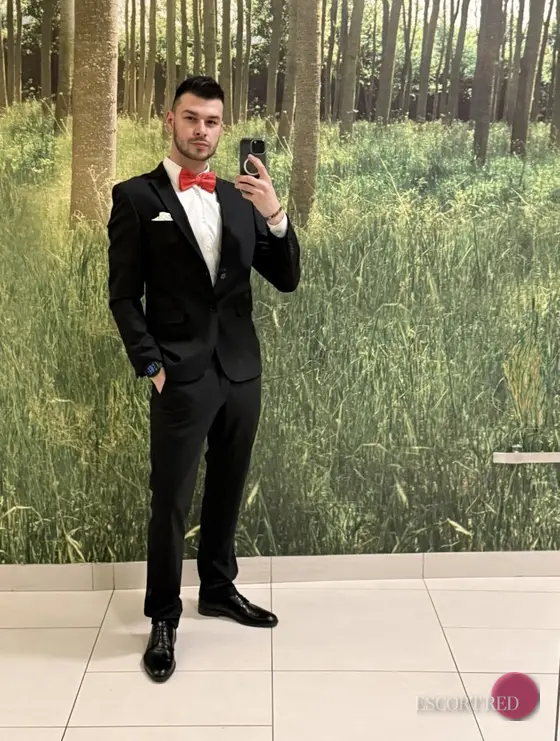 Golden, Russian male escort in Hong Kong