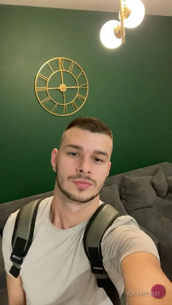 Golden, Russian male escort in Hong Kong — photo 5