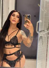 Grey, British trans escort in Tokyo — photo 2