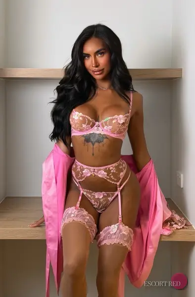 Hermosa, Thai trans escort in Macau
