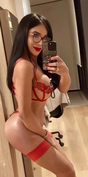 Isabela, Vietnamese trans escort in Tokyo — photo 6