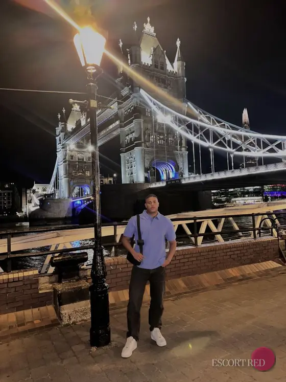 James, Brazilian male escort in Bangkok — photo 5
