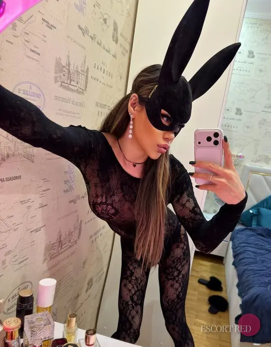 Kamila, Chinese trans escort in Bangkok — photo 4