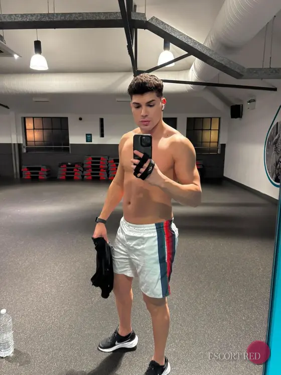 Kauan, Brazilian male escort in Macau — photo 6