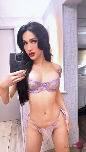 Kendal, Indian trans escort in Macau — photo 4