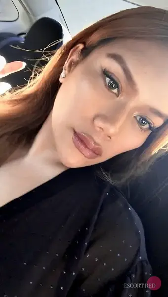 Kendall, Korean trans escort in Macau — photo 4