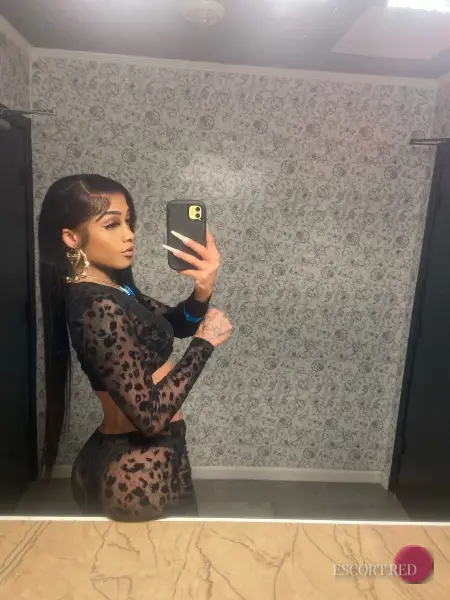 Kierra, Brazilian trans escort in Tokyo — photo 3